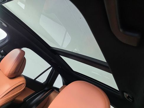 New 2026 Mercedes-Benz GLC 300 image 9