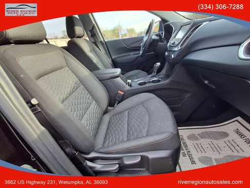 Used 2018 Chevrolet Equinox LT image 13