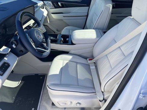 New 2026 Buick Enclave Avenir w/ Super Cruise Package image 18