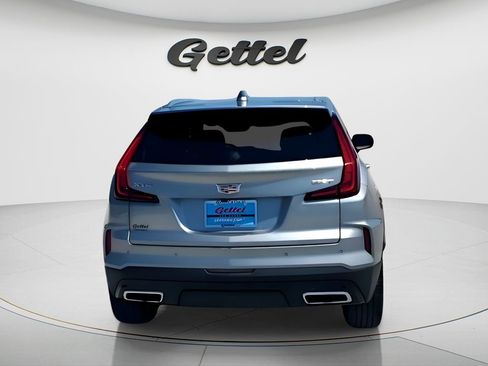 Used 2025 Cadillac XT4 Premium Luxury FWD image 12