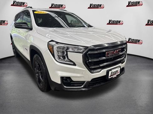Used 2023 GMC Terrain AT4 w/ Tech Package AWD/4WD image 3
