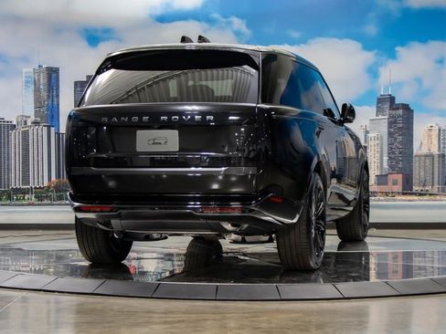 New 2026 Land Rover Range Rover SE image 8