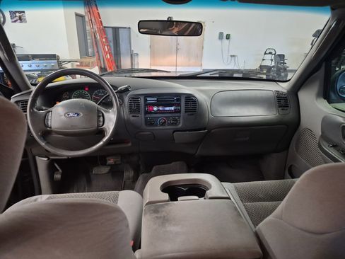 Used 2003 Ford F150 XLT RWD image 17