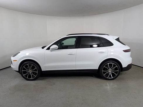 Used 2021 Porsche Cayenne S image 4