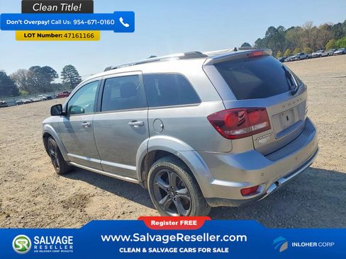 Used 2020 Dodge Journey Crossroad image 3