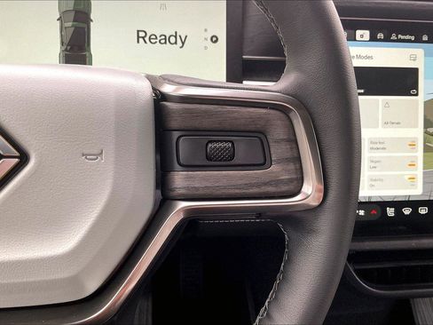 Used 2025 Rivian R1T Adventure image 21