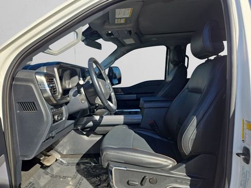 Used 2024 Ford F350 Lariat w/ Lariat Ultimate Package image 11