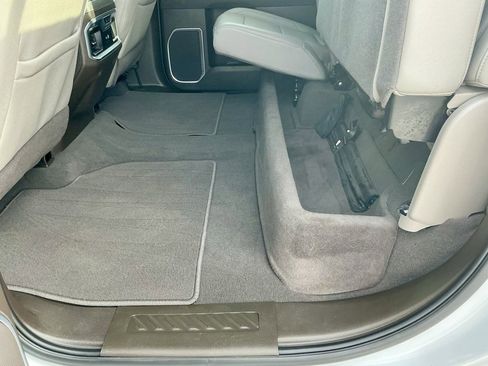 Used 2025 GMC Sierra 1500 SLT w/ SLT Premium Plus Package image 31