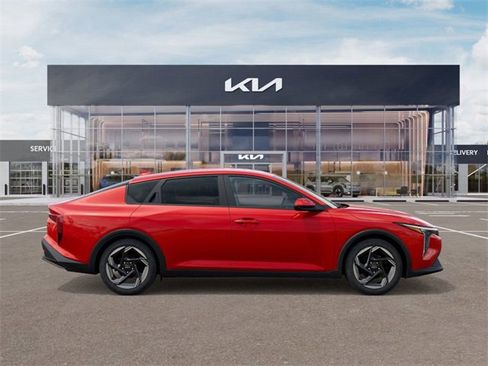 New 2026 Kia K4 EX image 10