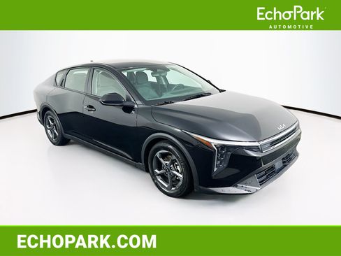Used 2025 Kia K4 FWD image 1