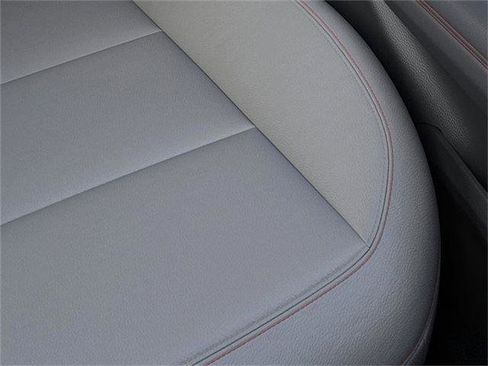 New 2026 Ford Explorer Active w/ Active Comfort Package image 16