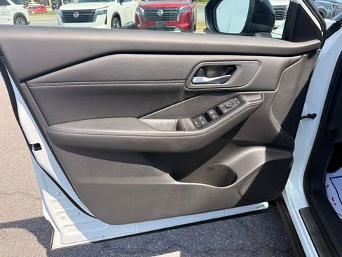 New 2026 Nissan Rogue Dark Armor AWD/4WD image 11