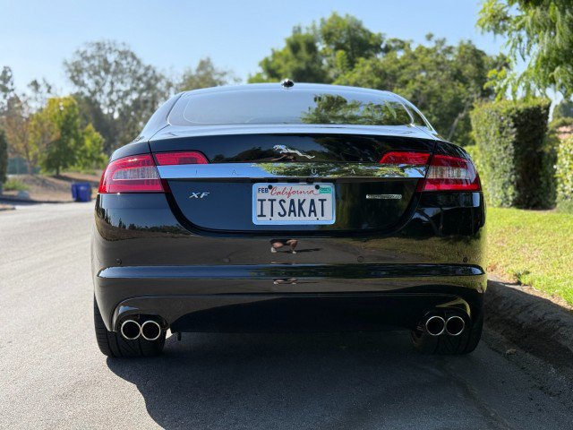 Used 2010 Jaguar XF Supercharged RWD image 6
