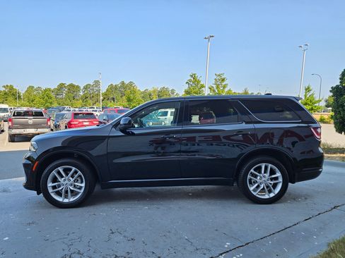 Used 2025 Dodge Durango GT AWD/4WD image 4