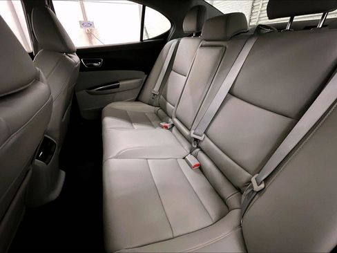 Used 2020 Acura TLX image 25