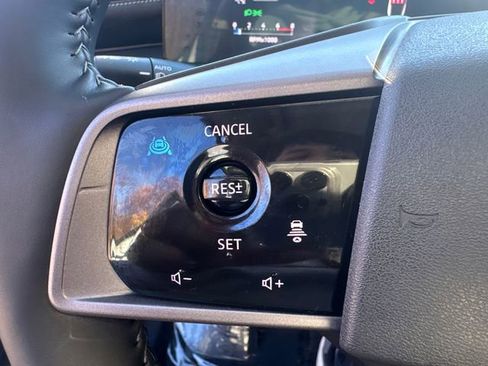 Used 2025 Nissan Murano SL image 32