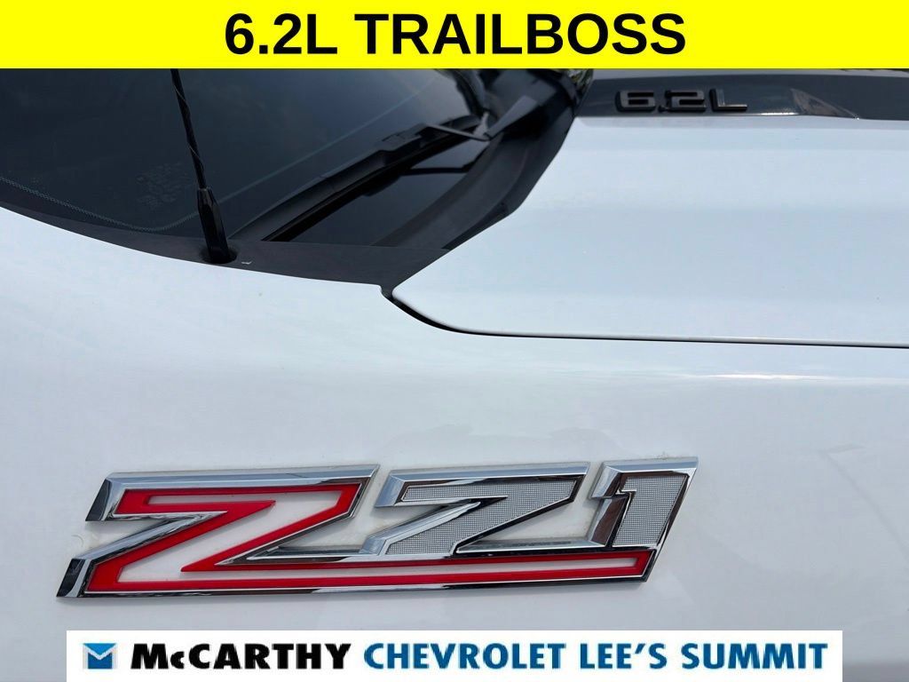 Used 2023 Chevrolet Silverado 1500 LT Trail Boss w/ Convenience Package II AWD/4WD image 18
