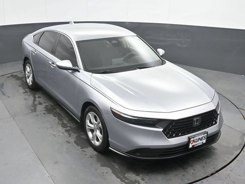Used 2024 Honda Accord LX image 32