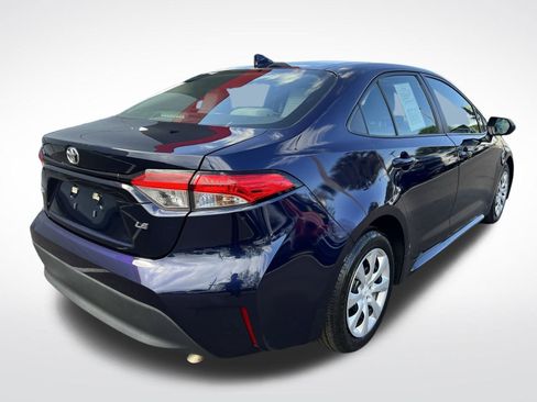 Used 2024 Toyota Corolla LE image 8