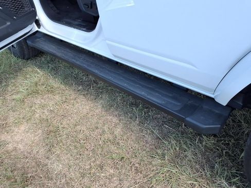 Used 2024 Ford Bronco Outer Banks AWD/4WD image 24