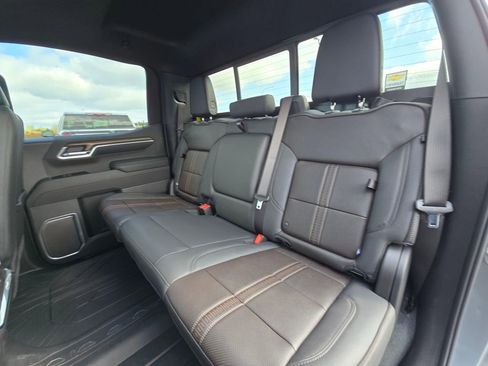 New 2026 Chevrolet Silverado 1500 High Country AWD/4WD image 13