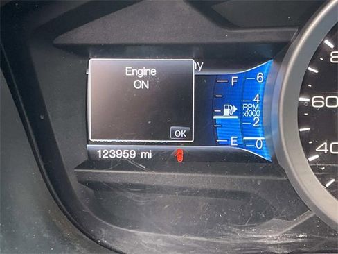 Used 2015 Ford Explorer XLT w/ Equipment Group 202A image 33