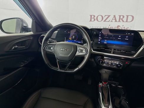 Used 2024 Chevrolet Trax RS w/ Driver Confidence Package FWD image 26