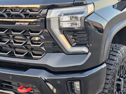 Certified 2026 Chevrolet Silverado 2500 ZR2 image 11