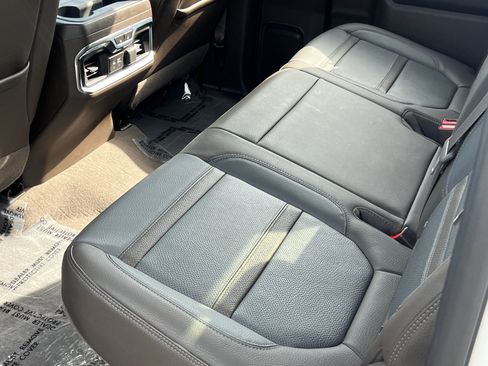 Used 2020 GMC Sierra 1500 Denali w/ Denali Ultimate Package AWD/4WD image 25