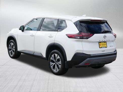 Used 2023 Nissan Rogue SV AWD/4WD image 5