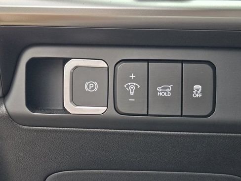 Certified 2026 Hyundai Santa Fe SEL w/ Tow & Go Package FWD image 22