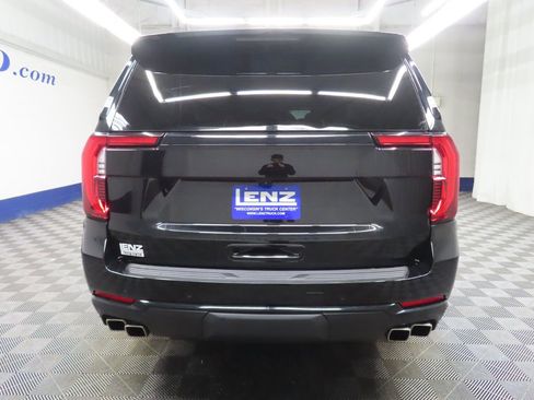 Used 2025 GMC Yukon XL Denali w/ Sun & Power Step Package AWD/4WD image 39