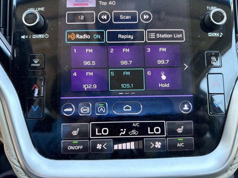 Used 2020 Subaru Outback Limited AWD/4WD image 35