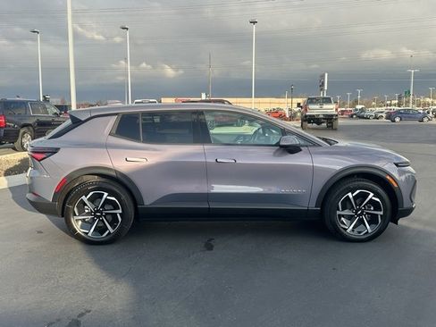 New 2026 Chevrolet Equinox EV LT w/ Comfort Package image 30