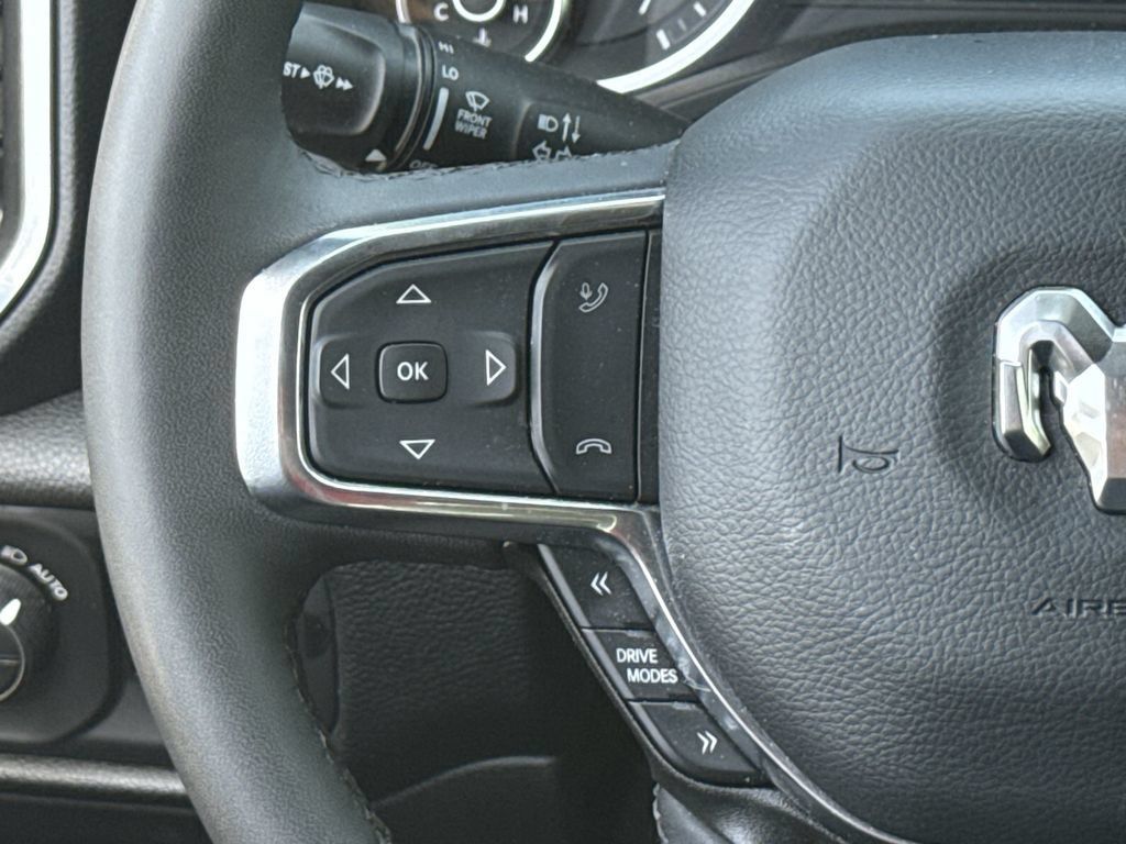 Used 2026 RAM 1500 Laramie AWD/4WD image 13