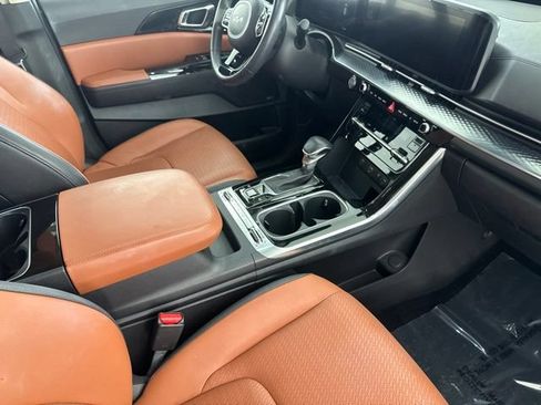 Used 2023 Kia Carnival SX Prestige FWD image 26