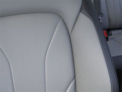 New 2026 Ford Escape SE w/ PHEV Premium Package image 16