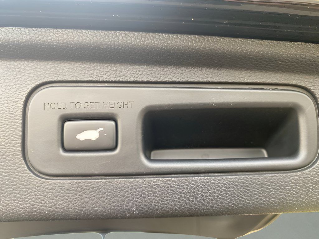Used 2019 Honda Odyssey Elite image 37