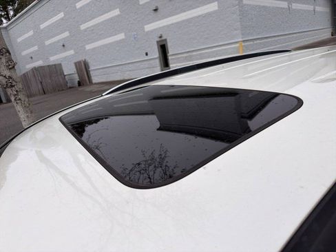 Used 2017 Acura MDX SH-AWD w/ Advance Package image 28