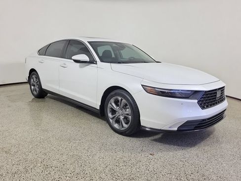 Used 2024 Honda Accord EX-L image 4