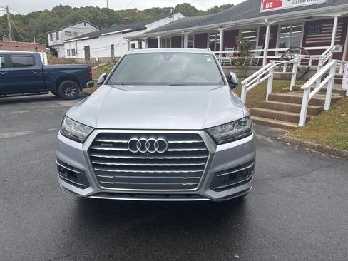 Used 2017 Audi Q7 3.0T Prestige w/ Prestige Package image 4