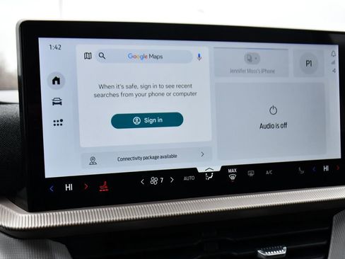 Used 2025 Ford Explorer Active image 31