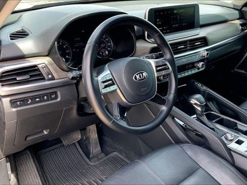 Used 2021 Kia Telluride EX w/ EX Premium Package image 18