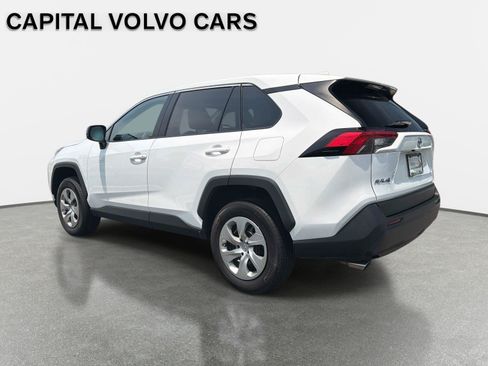 Used 2022 Toyota RAV4 LE FWD image 8