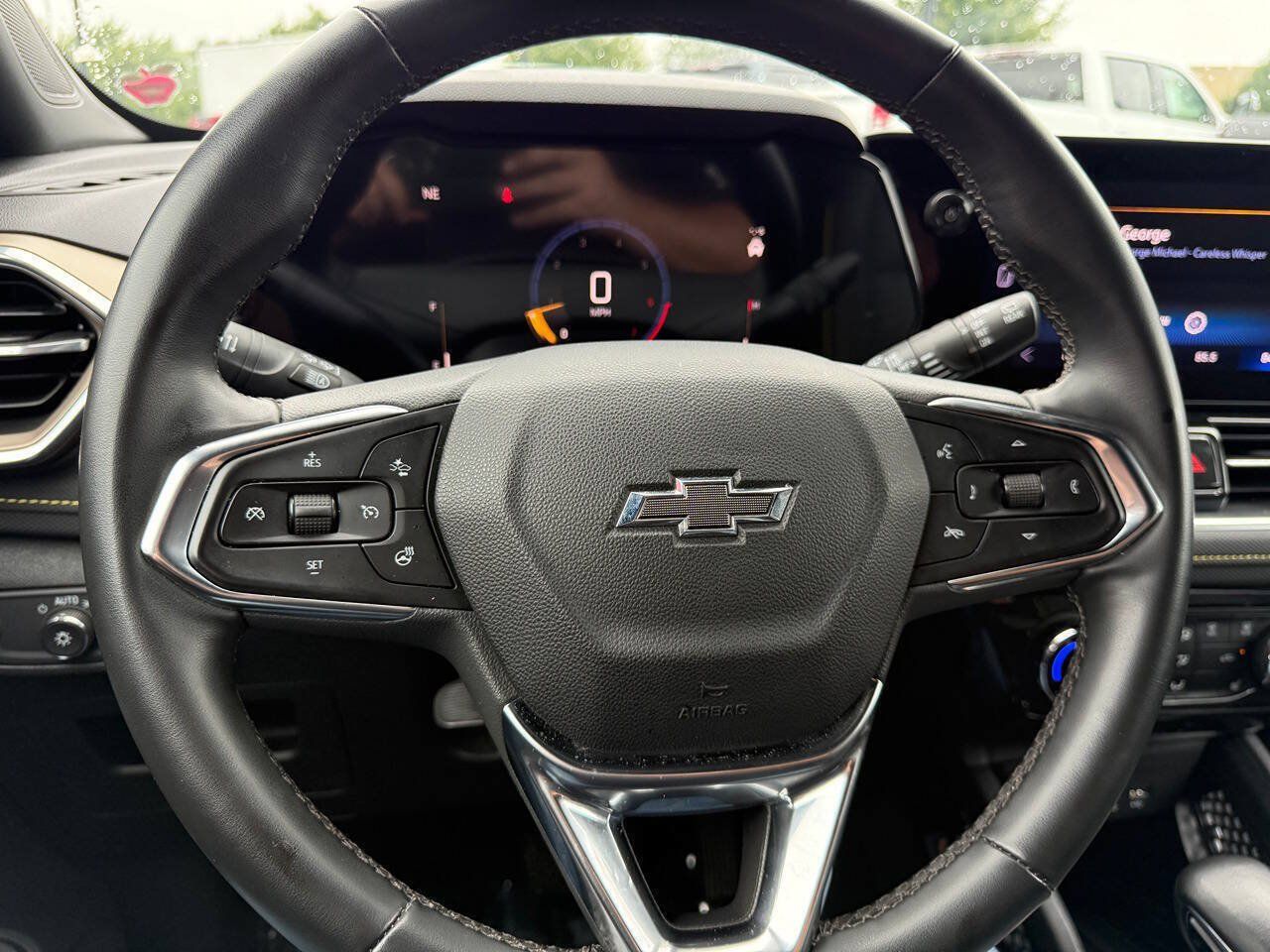 Used 2025 Chevrolet TrailBlazer ACTIV FWD image 12