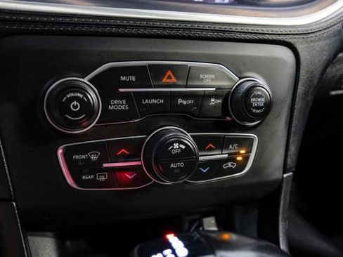 Used 2020 Dodge Charger Scat Pack w/ Dynamics Package RWD image 34