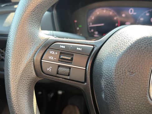 Used 2024 Honda Accord EX image 16