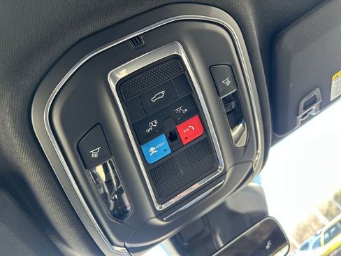 New 2026 Jeep Grand Cherokee Laredo image 31