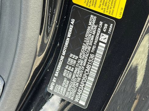 Used 2023 BMW M440i Coupe w/ Premium Package image 21