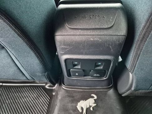 Used 2023 Ford Bronco Heritage Edition AWD/4WD image 18